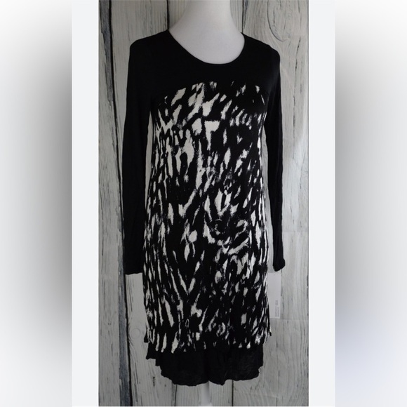 Kensie Women’s Black and White Long Sleeve Sheath Dress Size XS Cocktail Artsy - Picture 1 of 4